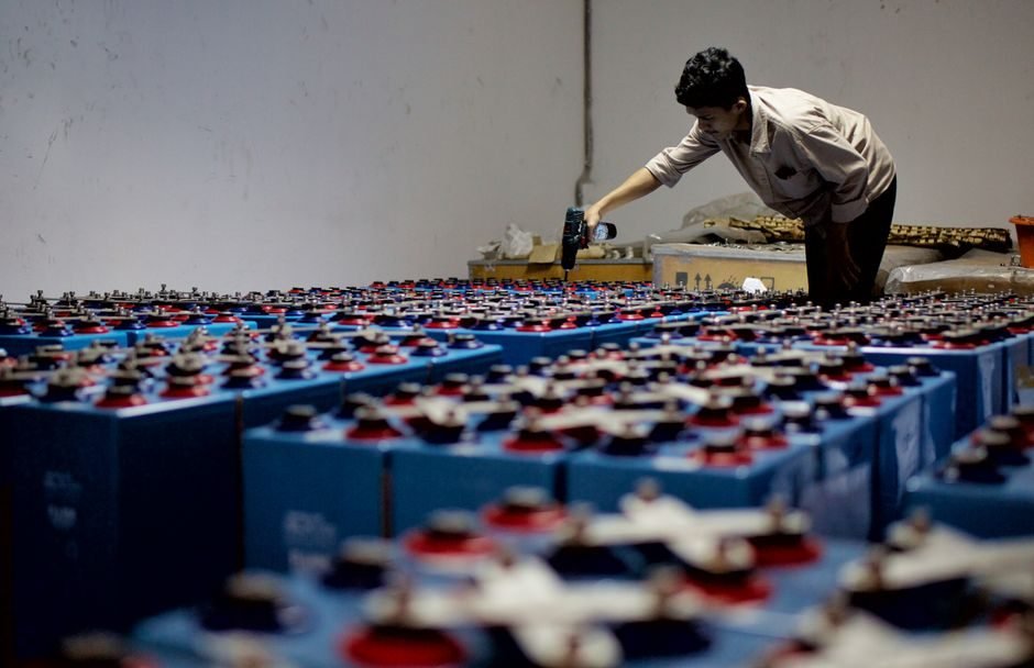 Bucking EV slowdown, Sila raises $300M to expand battery materials factory