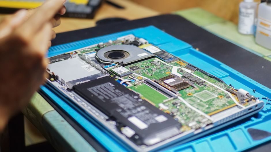 Framework’s premium laptop is shipping with less RAM