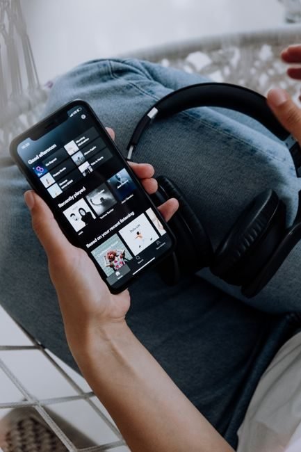 Spotify launches ‘User Notes’ to let users add memories to songs