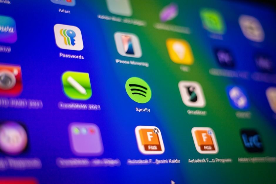 Spotify expands AI remix and covers project with Merlin partnership