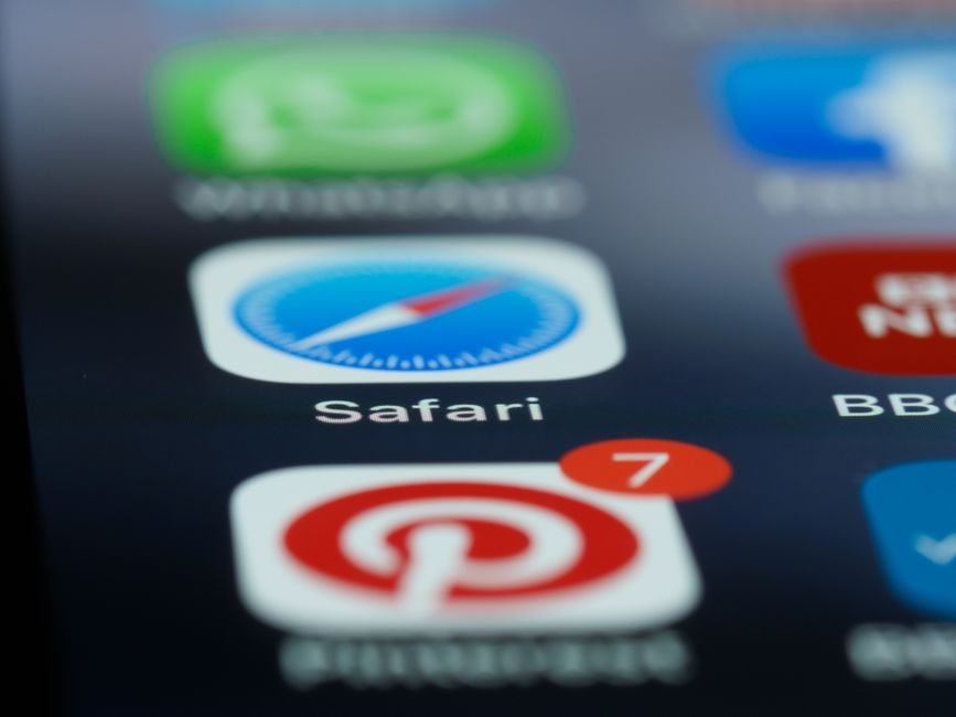 Sunbird relaunched its iMessage app for Android users after three years away