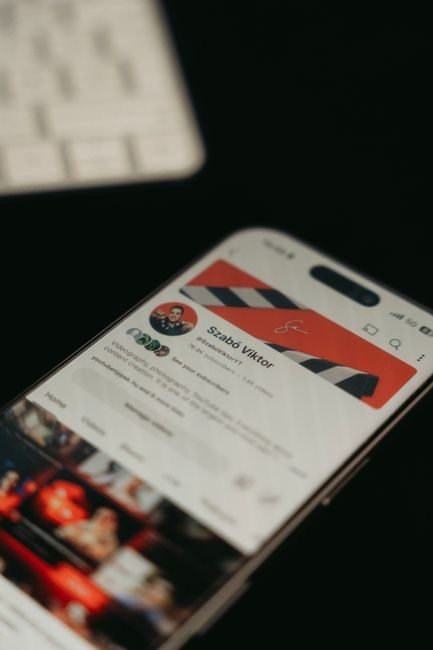 YouTube now requires creators to have twice as many watch hours to start earning money