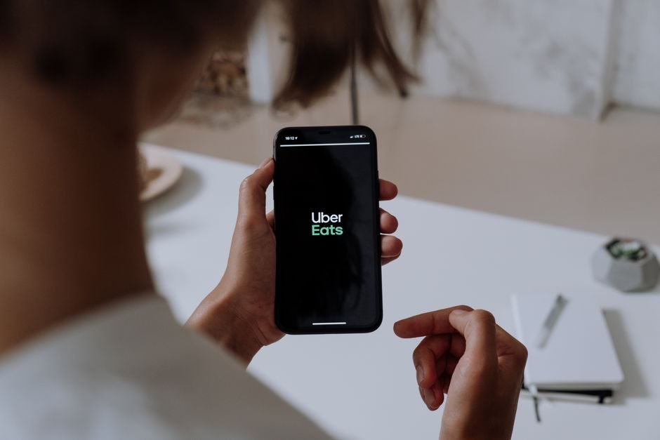 Uber adds Zipline drones to its Eats delivery network