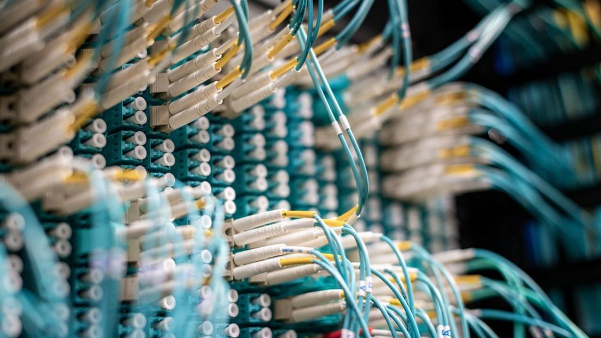 Relativity Networks raises $22 million to bring a faster kind of fiber to data centers