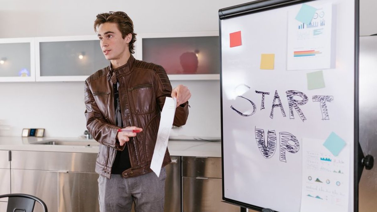 Learn what VCs actually want, from a founder who’s raised $1B