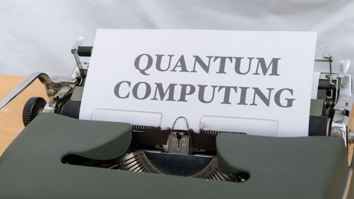 'It's very counterintuitive': The quantum batteries that upend the rules of charging - BBC