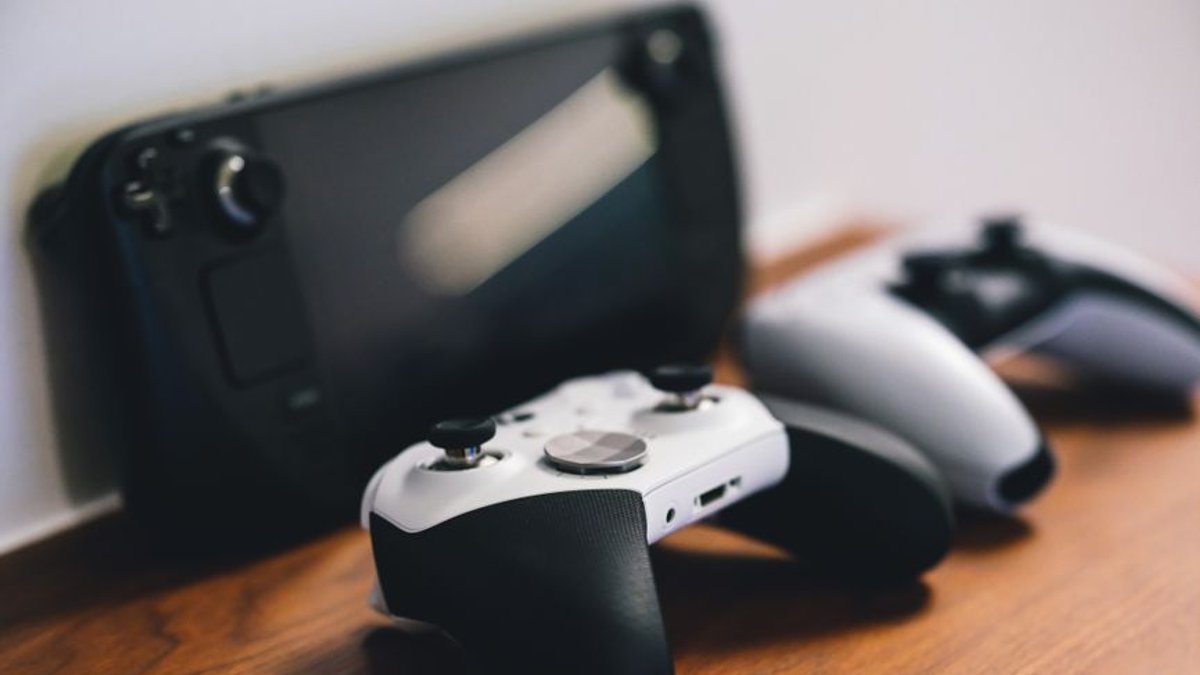 PlayStation Plus Monthly Games for September – Sniper Elite: Resistance, MLB The Show 26, Wobbly Life, Chained Echoes - PlayStation.Blog