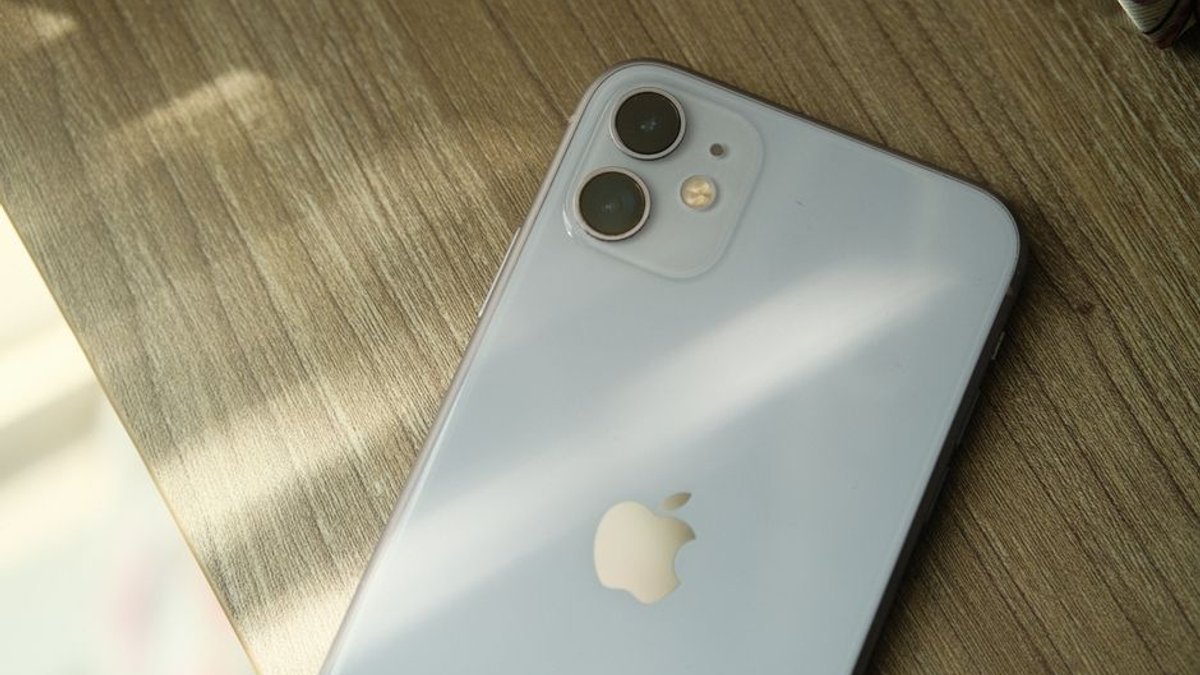 Apple officially announces September iPhone launch event: 'Surprise and shine' - Mashable