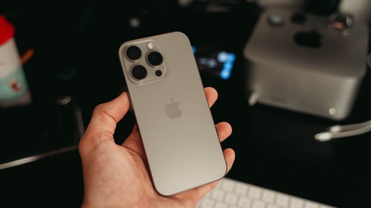Apple’s iPhone 18 Pro Could Come in Black, but Skip Silver This Year - CNET