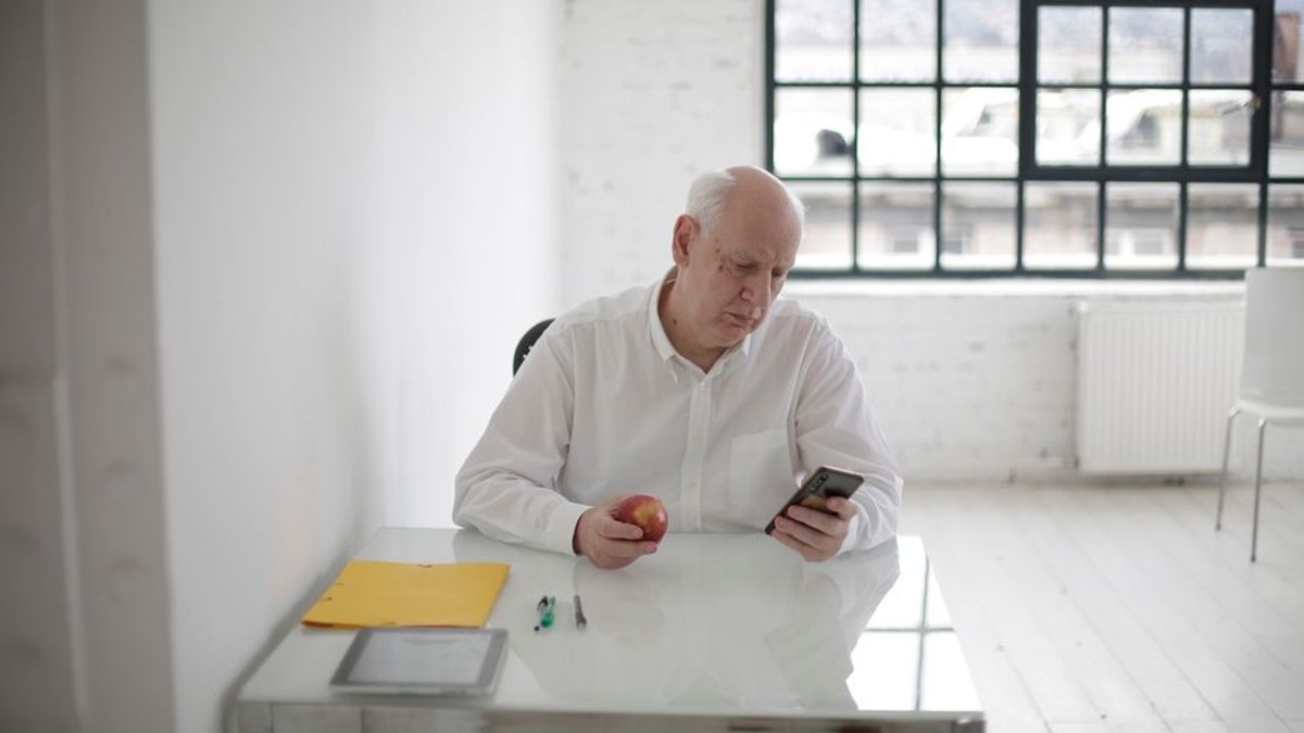 Who is John Ternus, the new Apple CEO?
