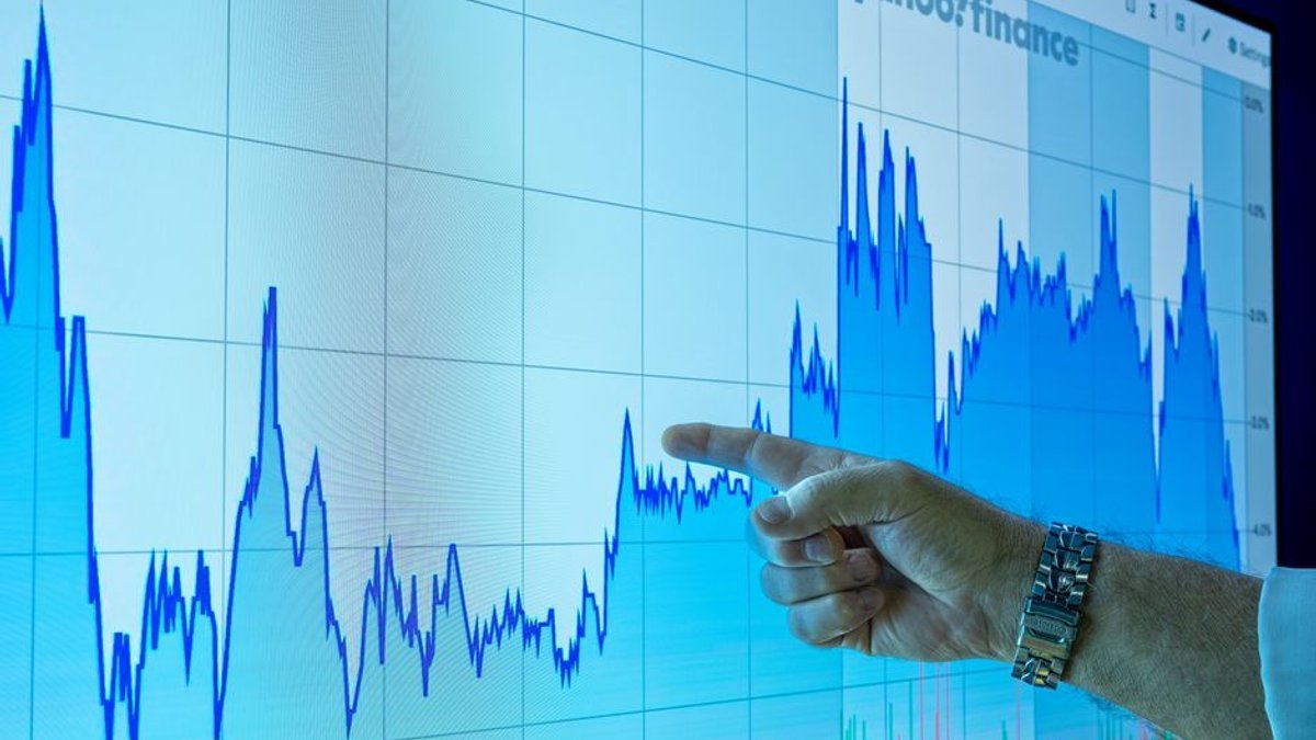 Meta stock rockets 10% on price target increase, Muse AI downloads - Yahoo Finance