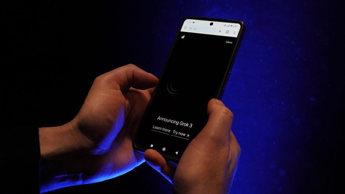 Qualcomm launches two new smartphone chips with emphasis on AI