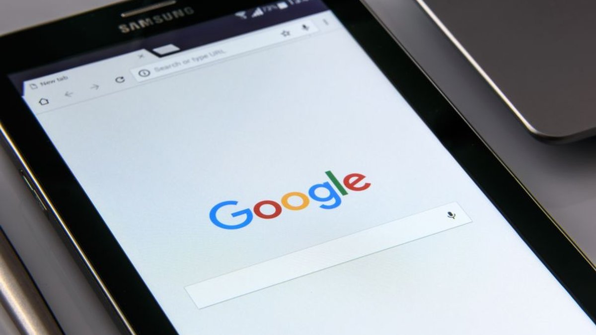 Even Google Search agrees that ‘Googlebook’ wasn’t a very good name choice - 9to5Google