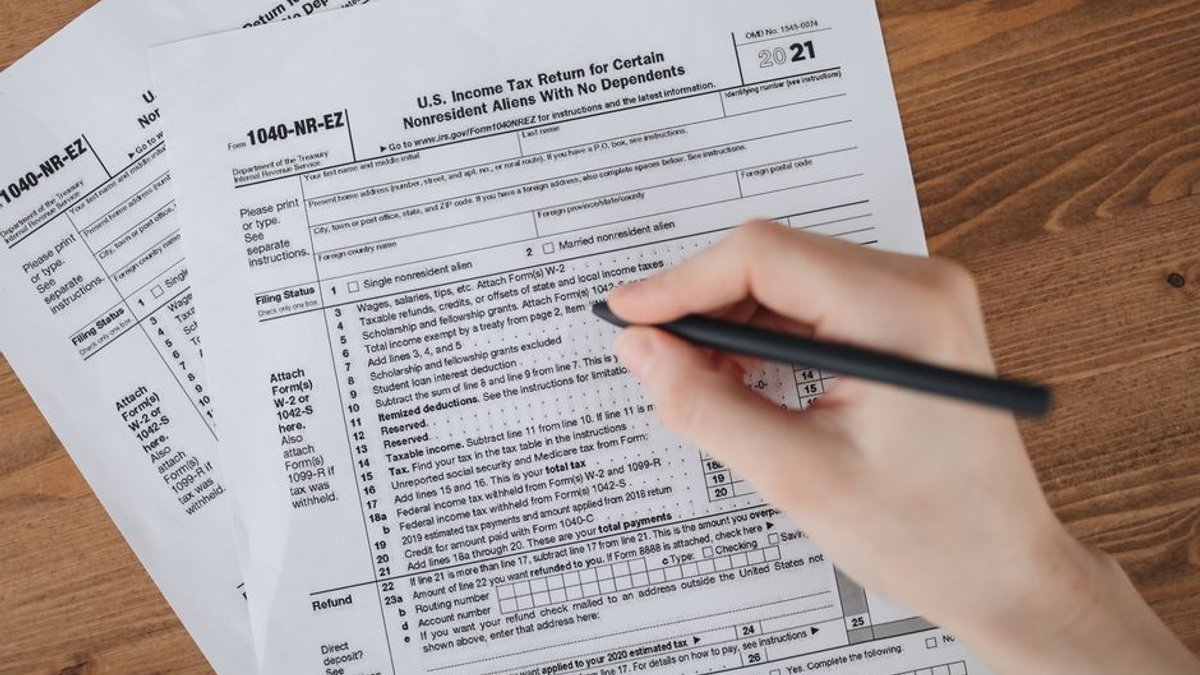 Basis completes a tax workbook 2x faster with GPT-6 Astra